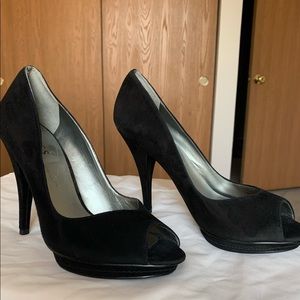 Guess Black Suede Peep Toe Heels Women Size 9
